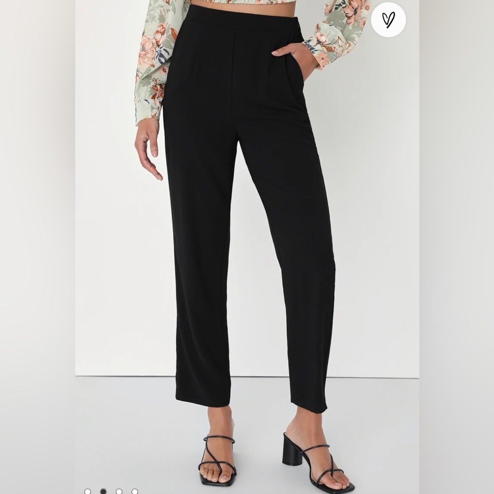 Lulus Black High-Waisted Cropped Trouser Pants- size Medium- brand new with tag